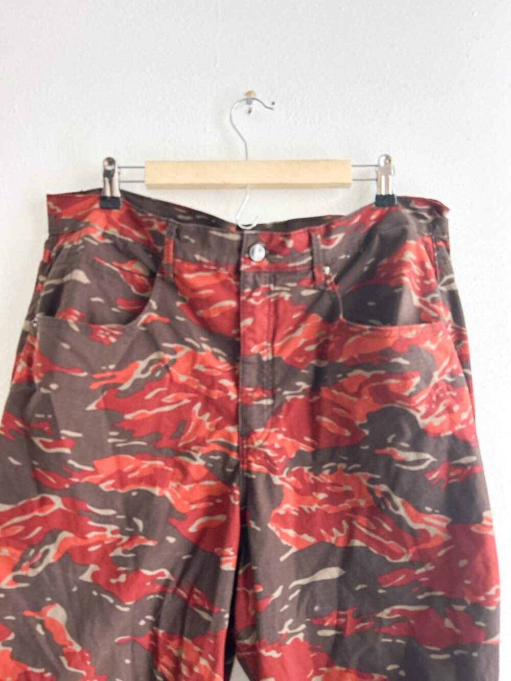 Good American Uniform Red/Orange Desert Camo Parachute Pants SZ 15 - Picture 5 of 8